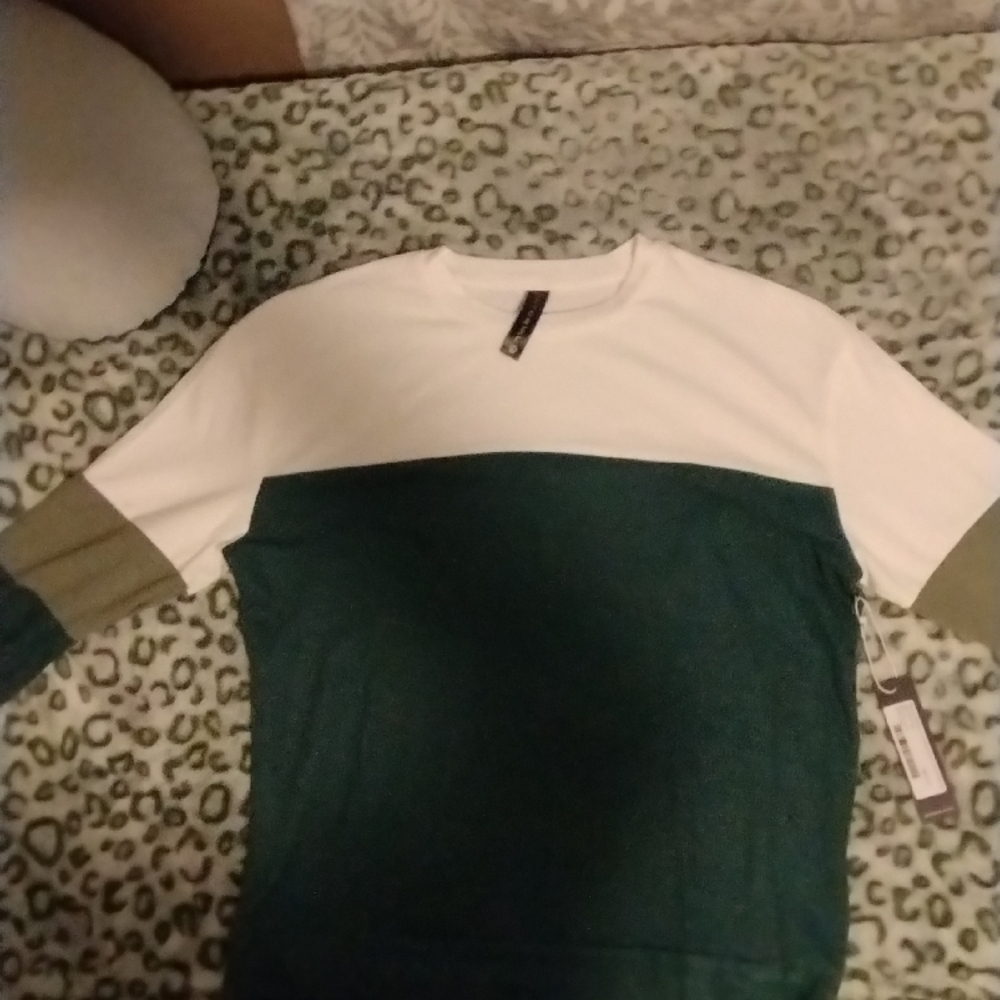 Interval Brand Varsity Pullover Large